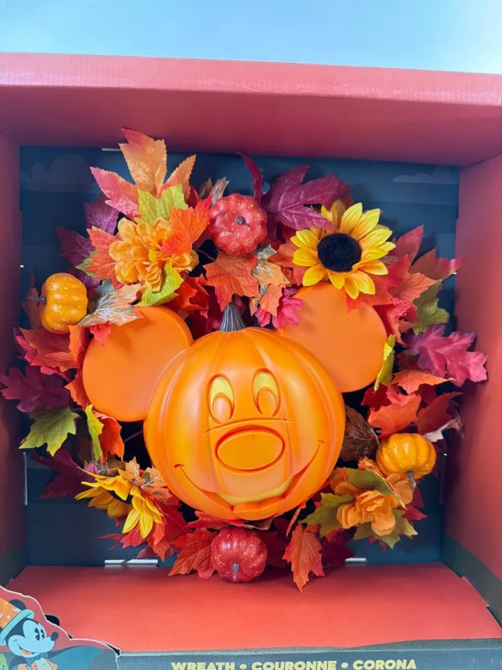 Disney Mickey Mouse Light-Up Halloween Wreath Jack o Lantern Pumpkin Decor